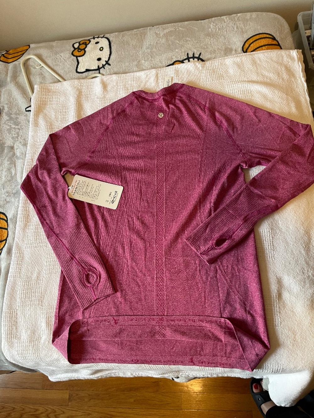 Lululemon Run: Swiftly Tech Long Sleeve Heathered Raspberry - Picture 3 of 3